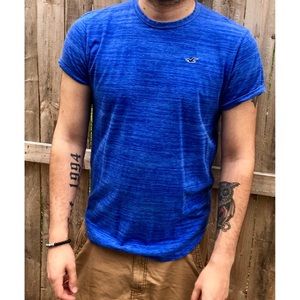 Hollister tee